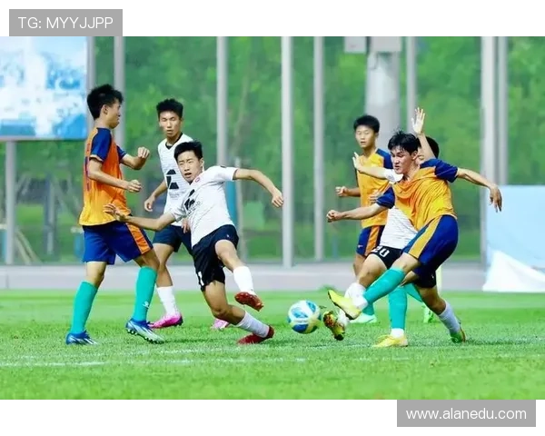 全国锦标赛回顾:西安足球队在比赛经验上的精彩表现与启示 全国锦标赛回顾:西安足球队在比赛经验上的精彩表现与启示