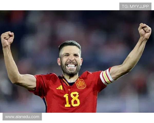 足球巨星与公主的浪漫传奇在绿茵场上的爱与梦想交织