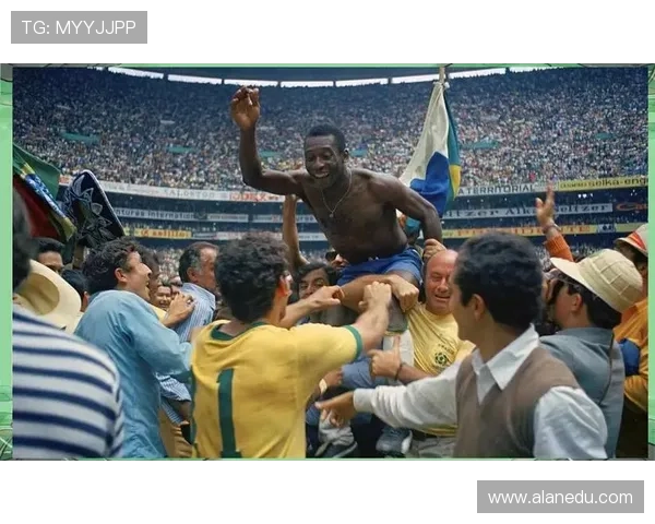 双重身份足球明星的传奇人生与职业生涯的精彩交织